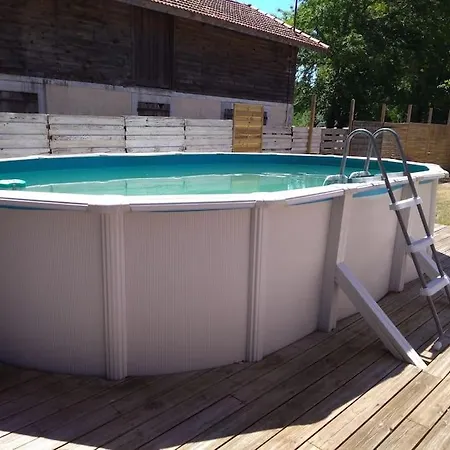 Дом отдыха Maison Privee Avec Piscine *